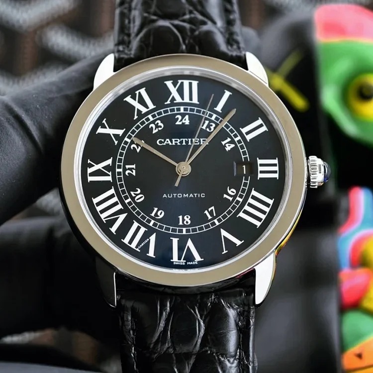 M3￥750 fashionable and versatile watch