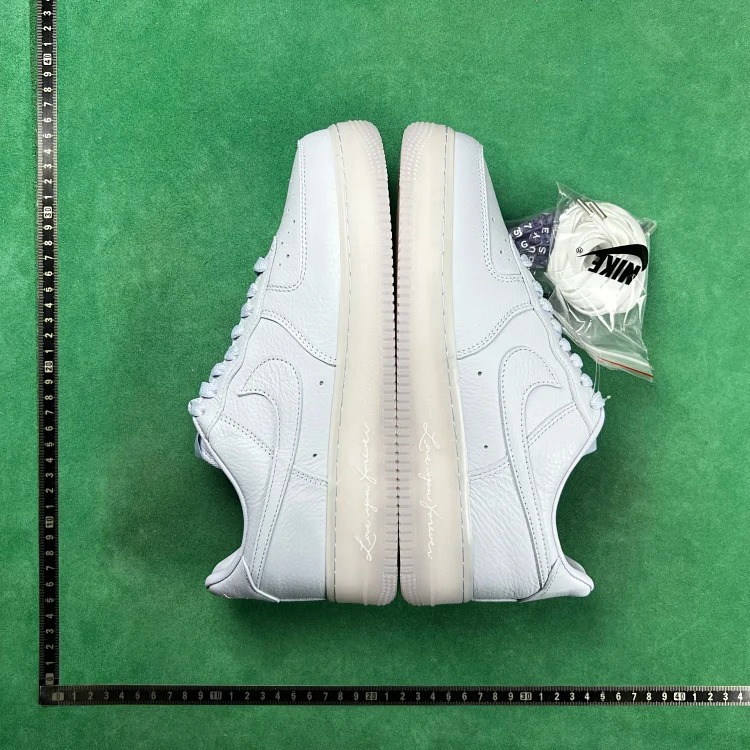 Max of comfortable and versatile low-cut sneakers Ak4 image 4