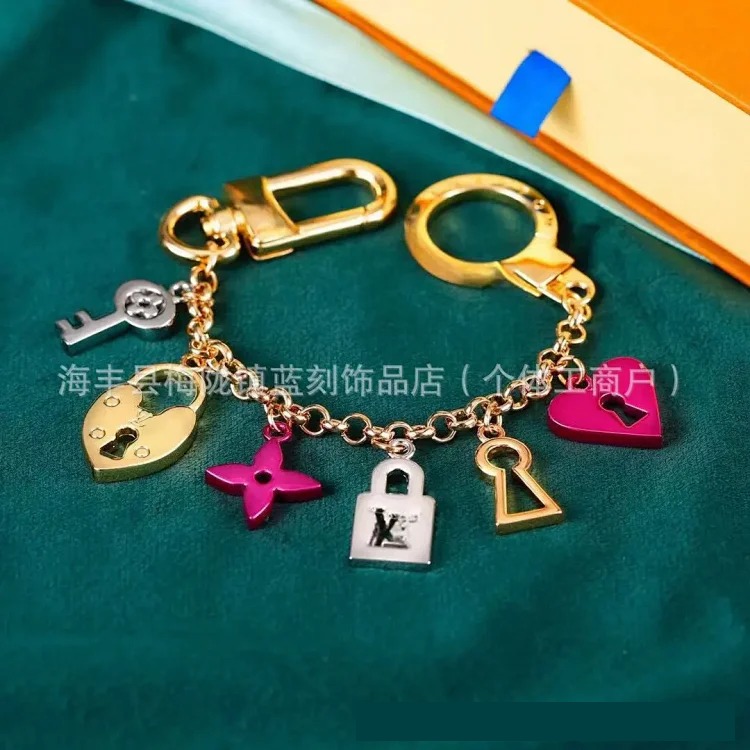 Trendy Titanium Steel Metal Bag Pendant Leather Round Key Pendant Car Keychain