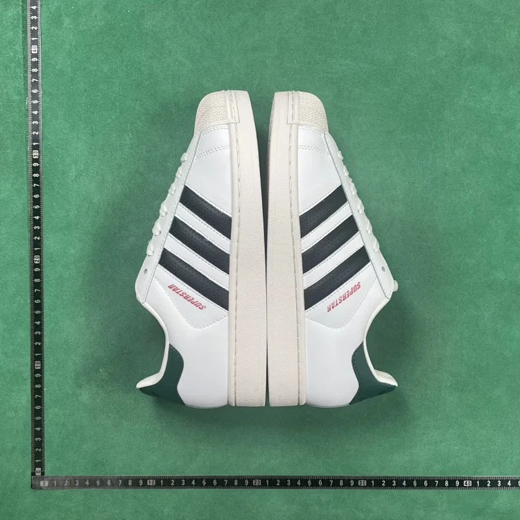 B1D versatile, comfortable and wear-resistant low-cut sneakers