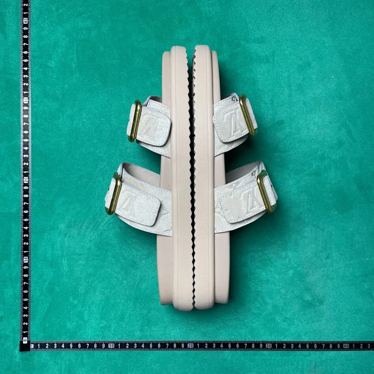 Grained cow leather round toe flat slippers B8D image 3