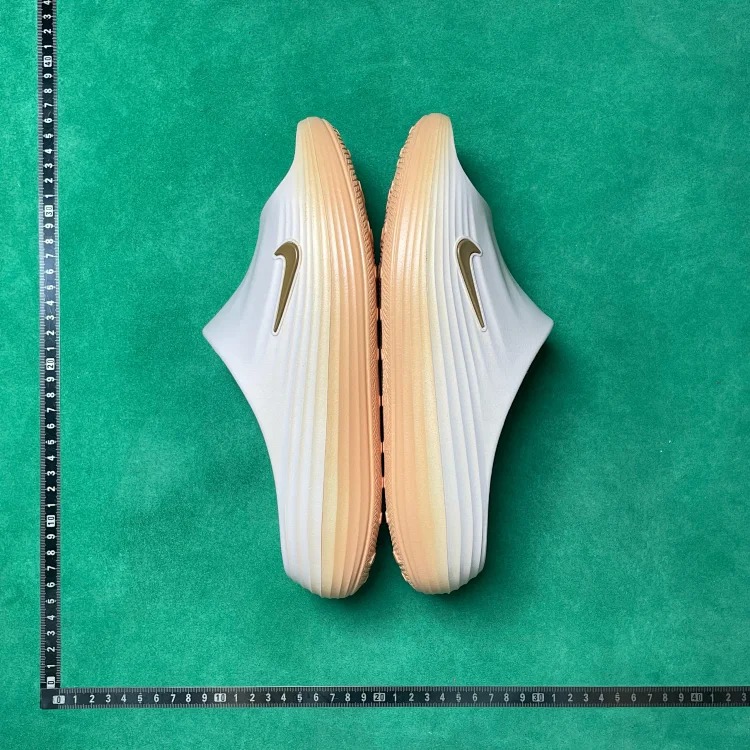 6BD fashionable and comfortable anti-slip and anti-wear slippers image 3