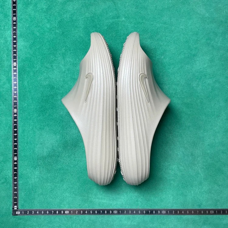 6BD fashionable and comfortable anti-slip and anti-wear slippers image 4