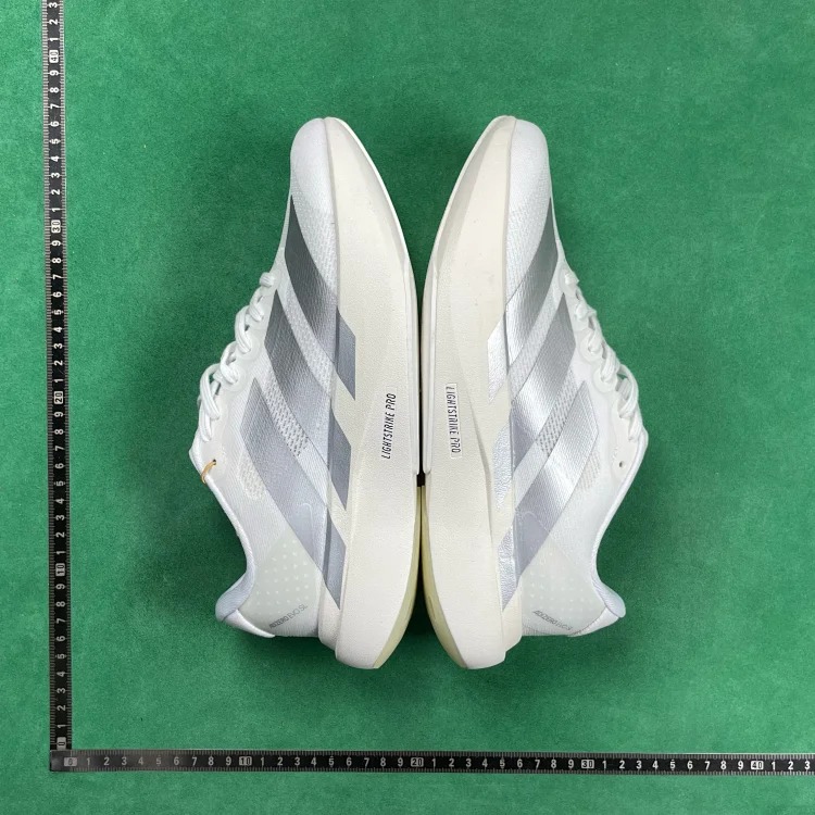 B0D comfortable, versatile and wear-resistant low-top casual racing running shoes image 3