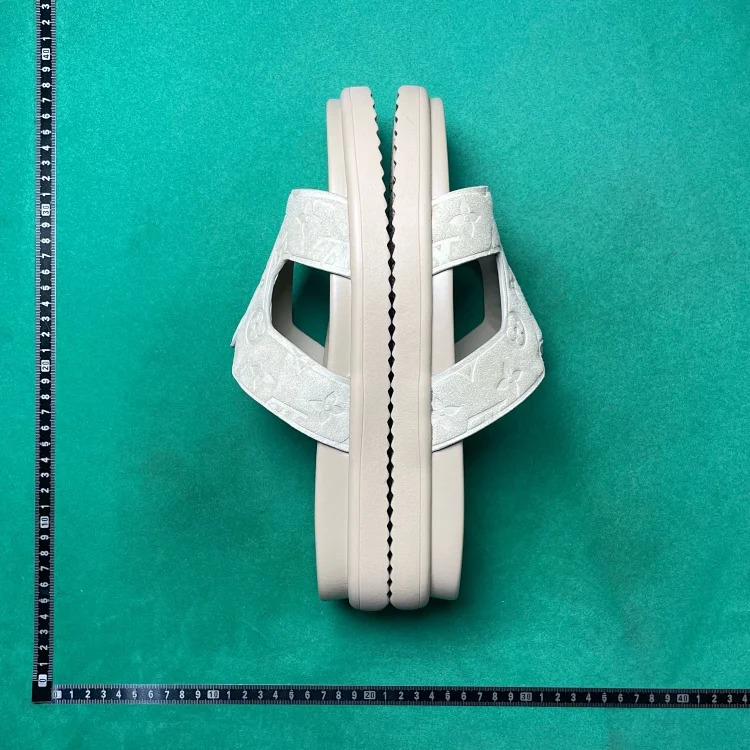Versatile and comfortable slippers B8D image 5