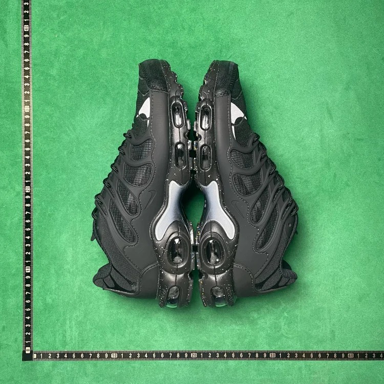 Fashionable and versatile shock-absorbing and breathable casual running shoes B1D