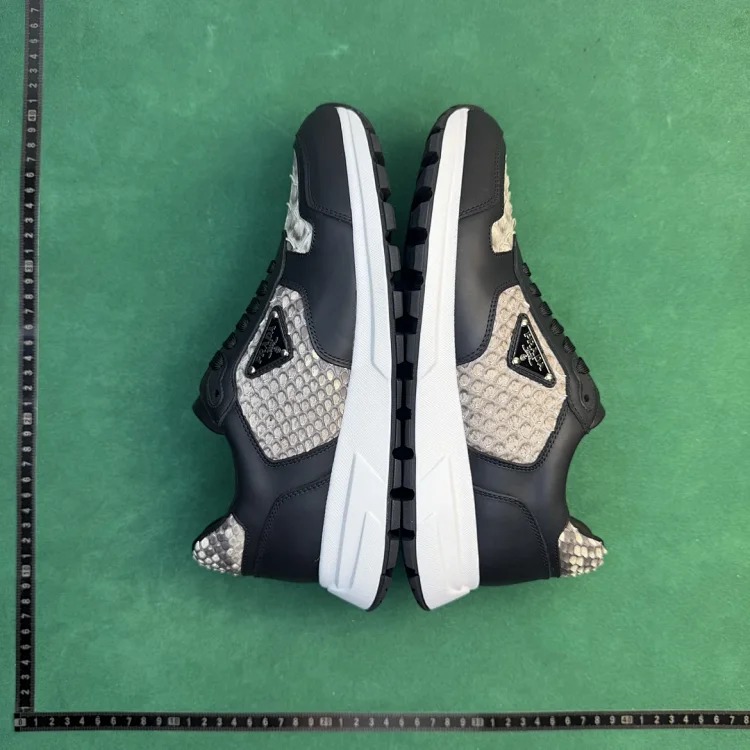 (Customized models are shipped in 3-7 days) TT 6 leather fashion wear-resistant low-top casual shoes