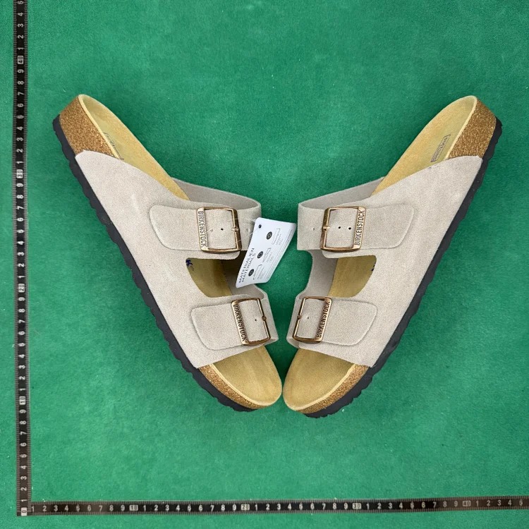 TT Birkenstock double button sandals T0T image 5