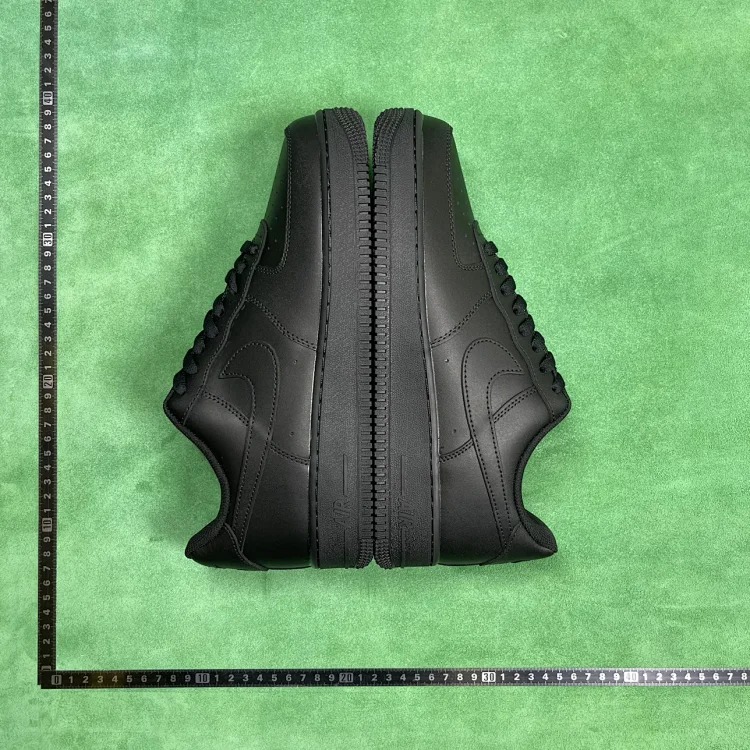 DC three black