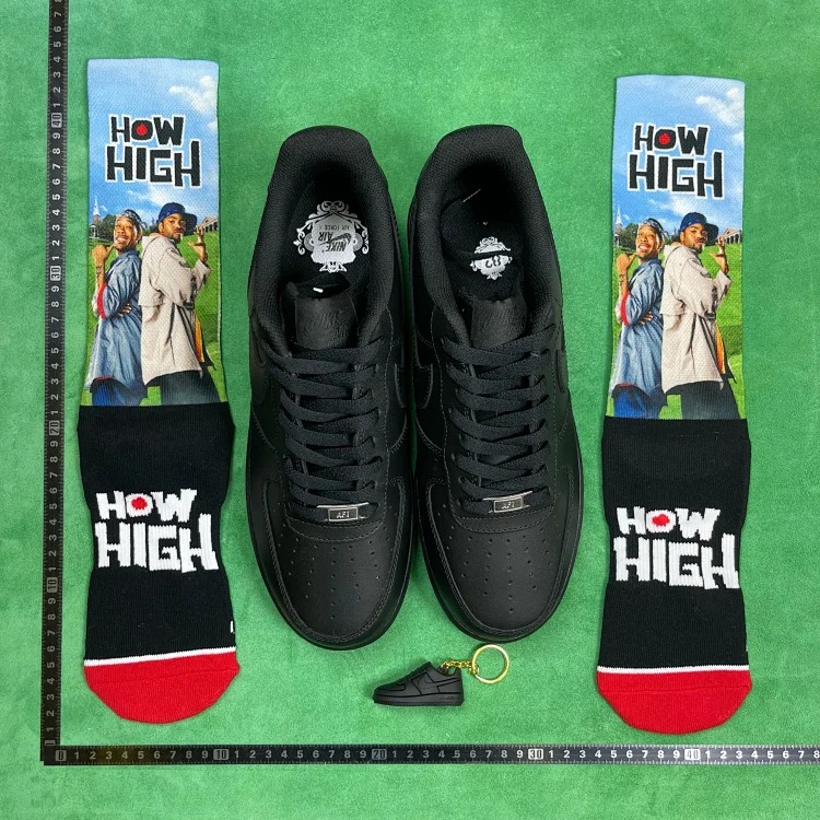 DC three black image 3
