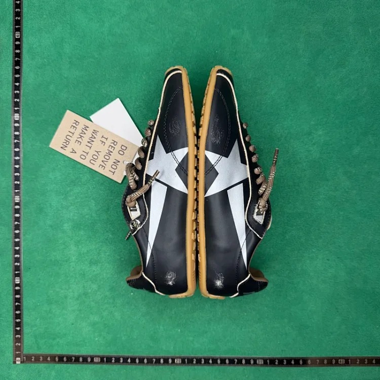 (Customized models are shipped within 3-7 days) Round toe lace-up thin-soled shoes TT4