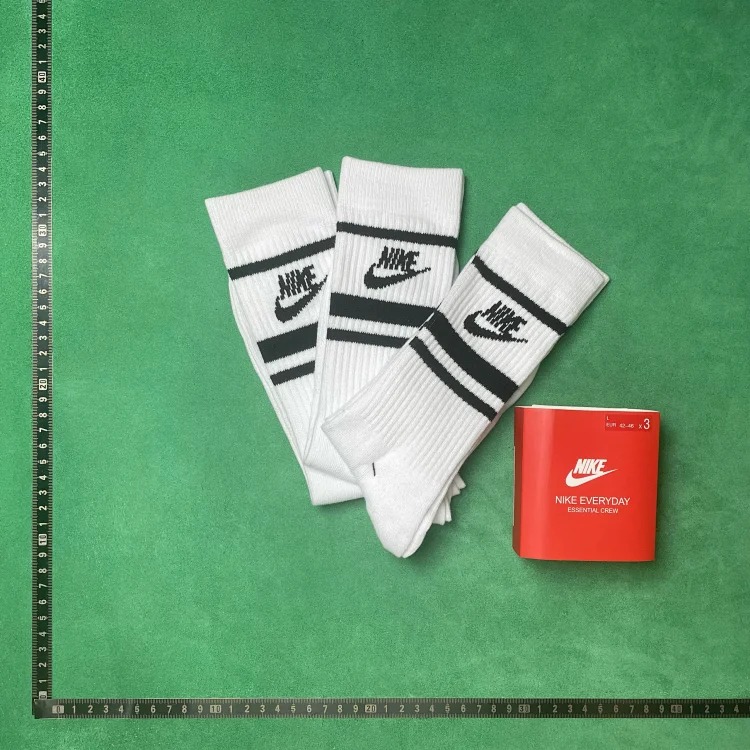 Pure cotton socks, three pairs per card
