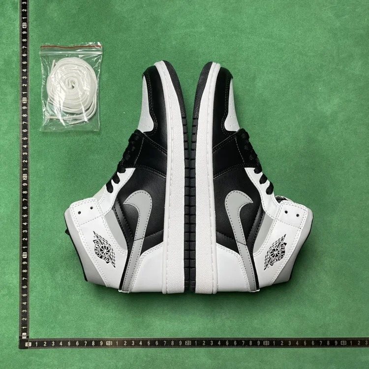 B0D 1.0 mid-top retro basketball shoes
