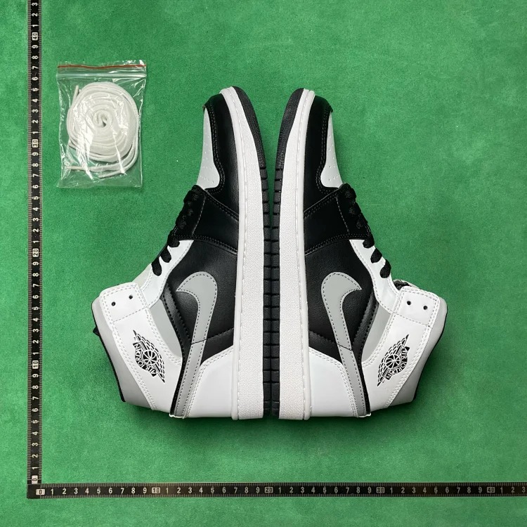 B0D 1.0 mid-top retro basketball shoes