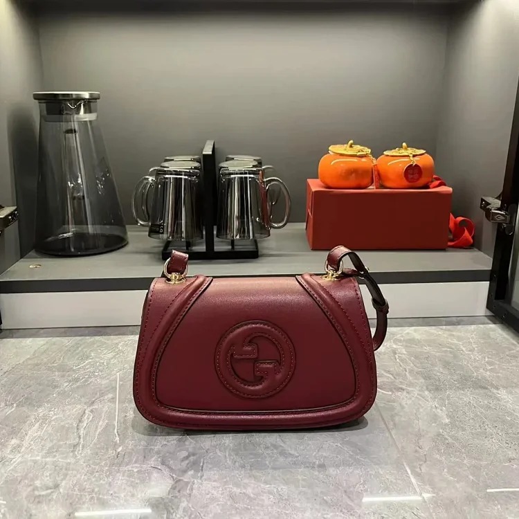 New Fashion Textured Pattern Shoulder Bag
