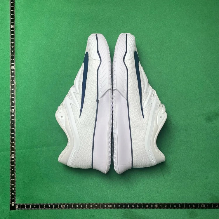 Soft and comfortable low-top tennis shoes B3D image 5