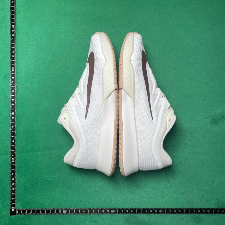 Soft and comfortable low-top tennis shoes B3D image 6