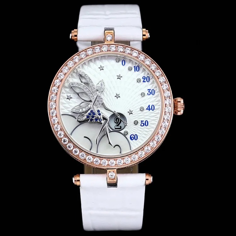Albemarle’s new Lady Féerie watch represents the fairy and ballet dancer that symbolizes joy and hope. The classic female image is elegant and reminiscent of the charming fantasy world of th