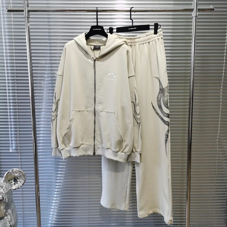 Apricot zipper sweatshirt suit