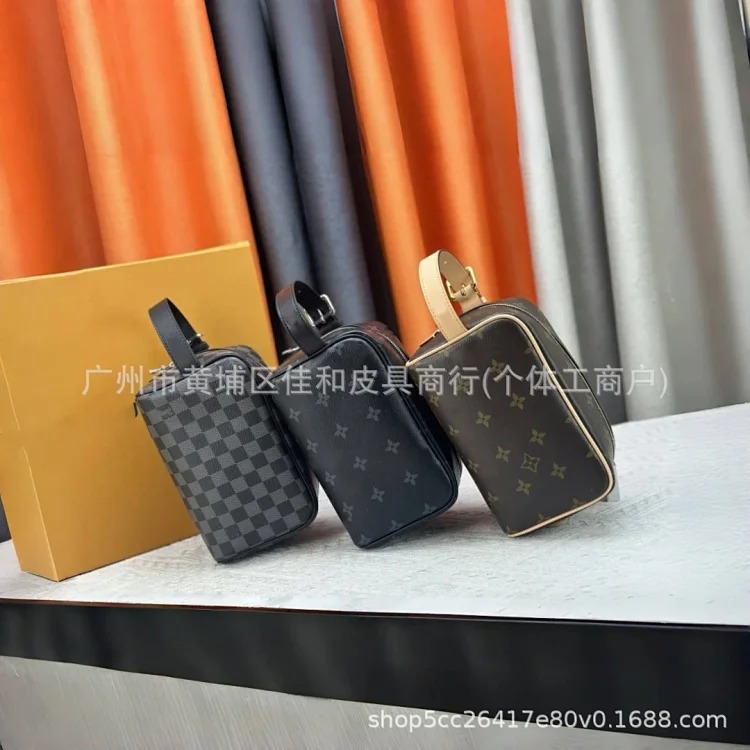 Louis Vuitton Cross-border New Classic Presbyopic Cosmetic Bag Women's Large Capacity Portable Travel Cosmetic Storage Bag Washing Bag