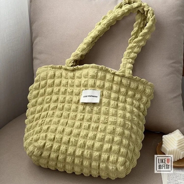 Korean ins girly heart pleated bubble shoulder handbag small fresh female canvas shopping bag tote XF image 3