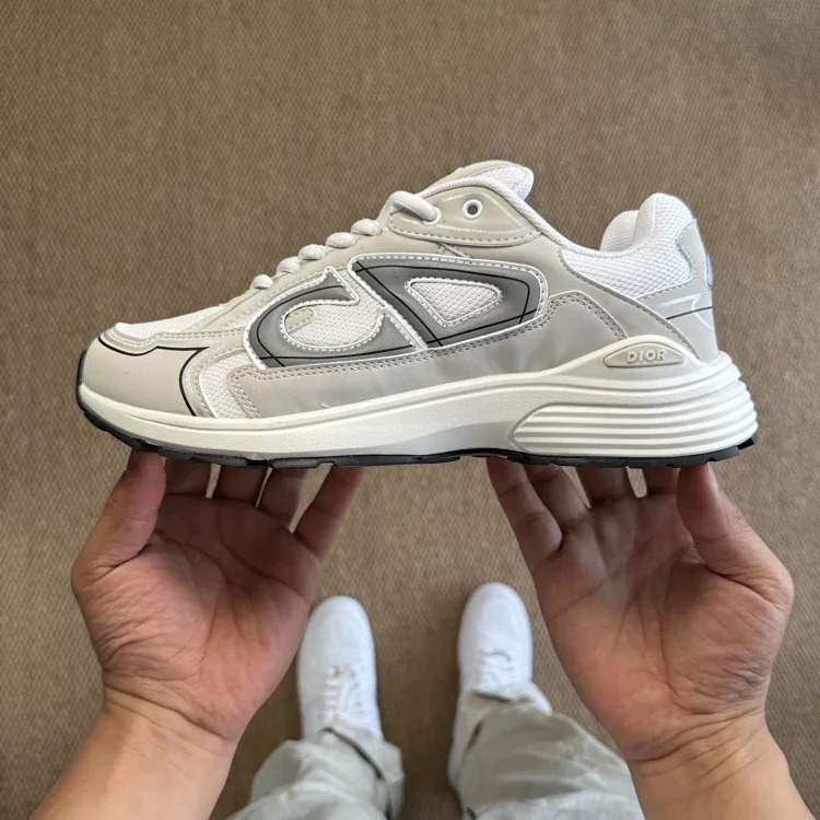 Dior E batch B30 image 2