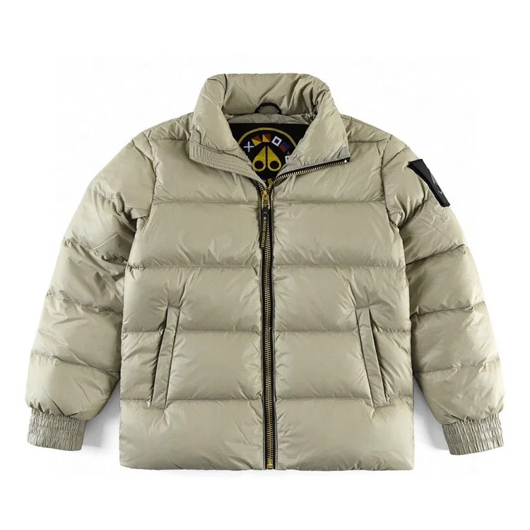 Fashionable warm outdoor down jacket