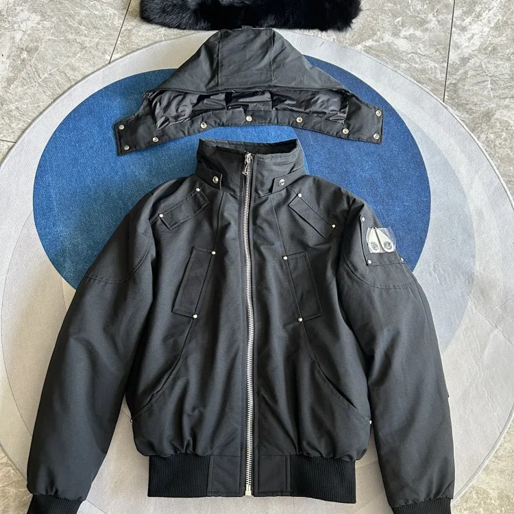 Fashionable warm outdoor down jacket