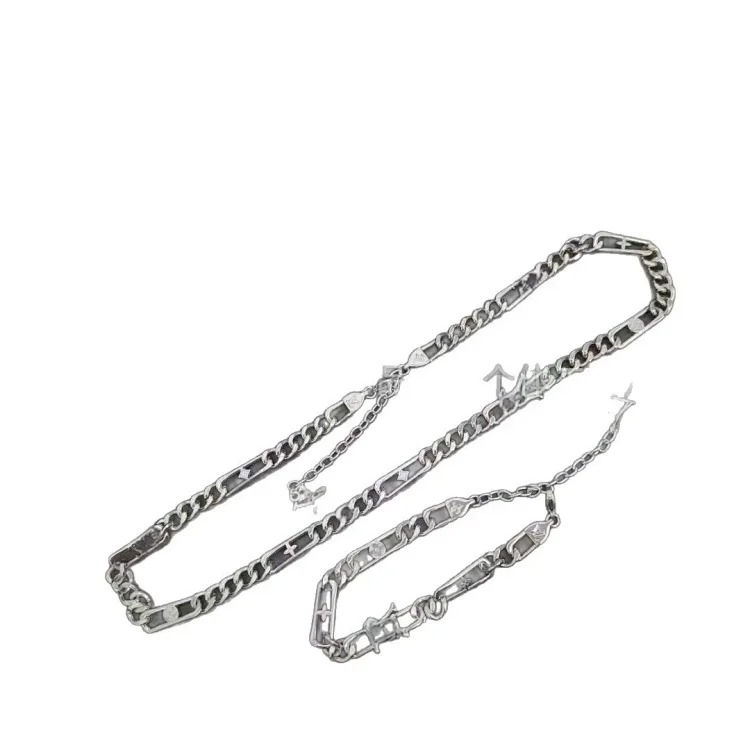 Korean of simple ins Internet celebrity tank pattern chain bracelet for women European and American hip-hop trendy brand men and women couples titanium steel