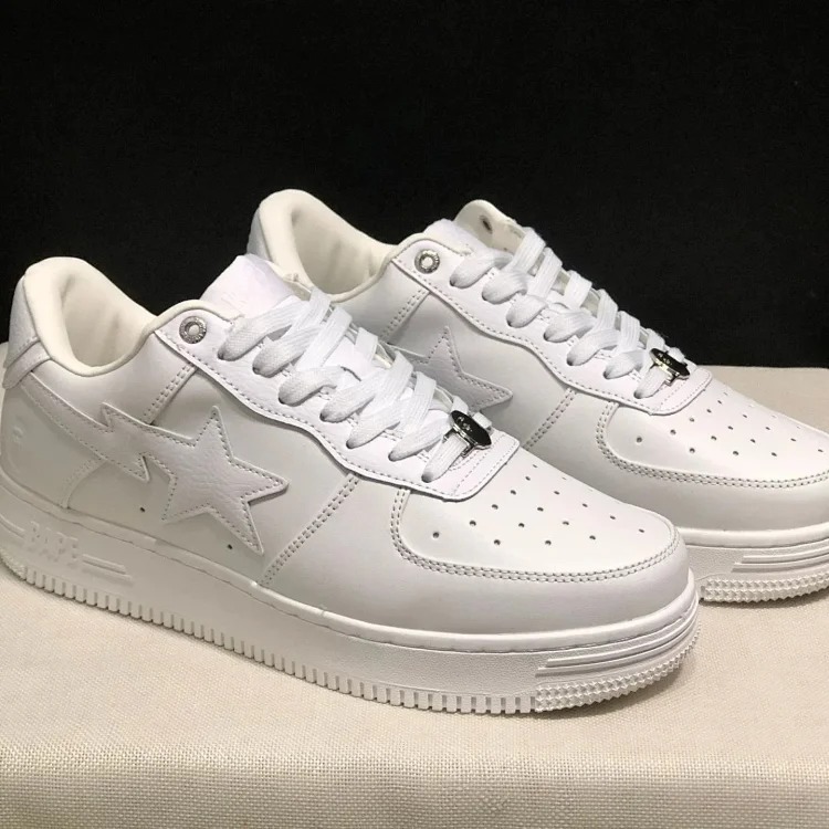 Fashionable casual low-top sneakers image 4