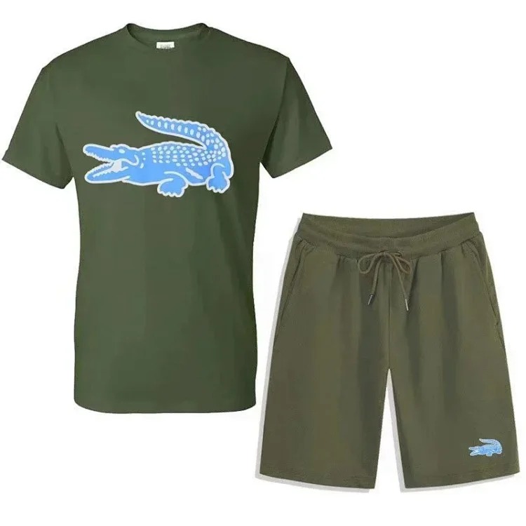 Fashionable short-sleeved shorts suit