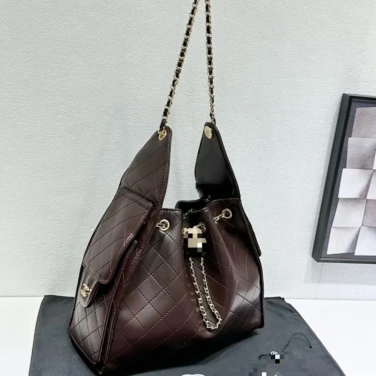 Suede coffee color label autumn and diamond hobo bag women's drawstring chain shoulder lightweight upper body underarm bag