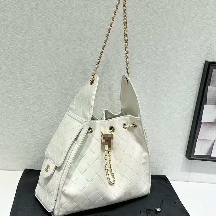 Suede coffee color label autumn and diamond hobo bag women's drawstring chain shoulder lightweight upper body underarm bag
