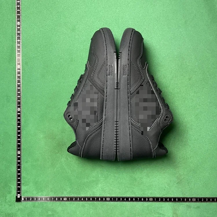 Round toe lace-up sports and casual low-top sneakers B2D