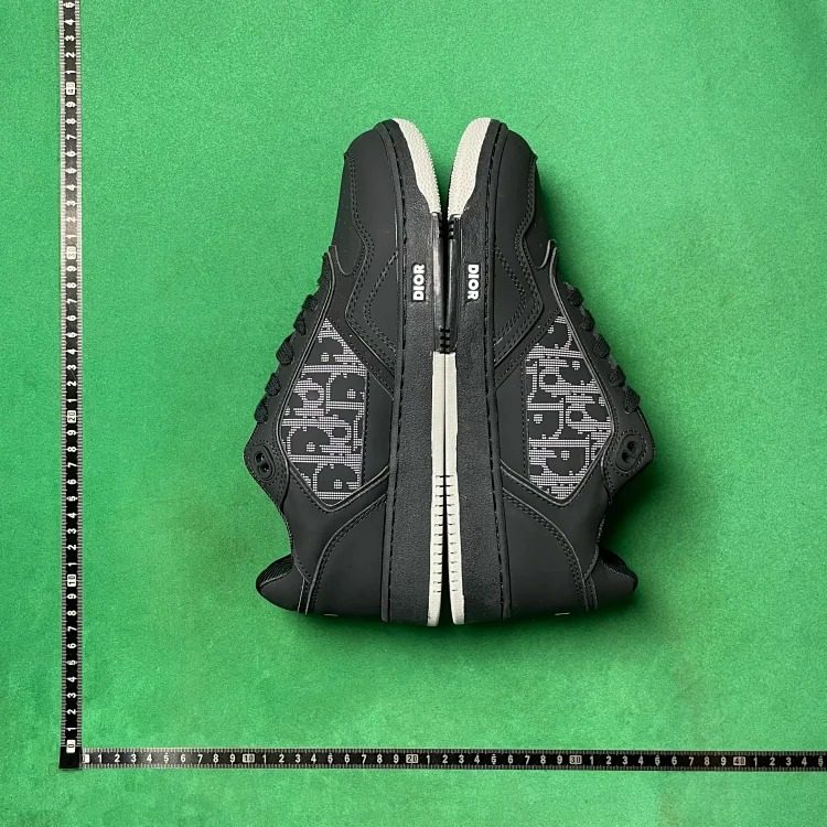 Round toe lace-up sports and casual low-top sneakers B2D image 6