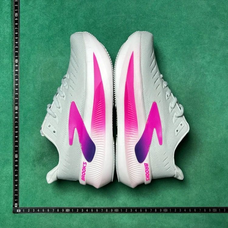 P2L cushioning, comfortable, soft and breathable low-top running shoes(pic5) P2L cushioning, comfortable, soft and breathable low-top running shoes