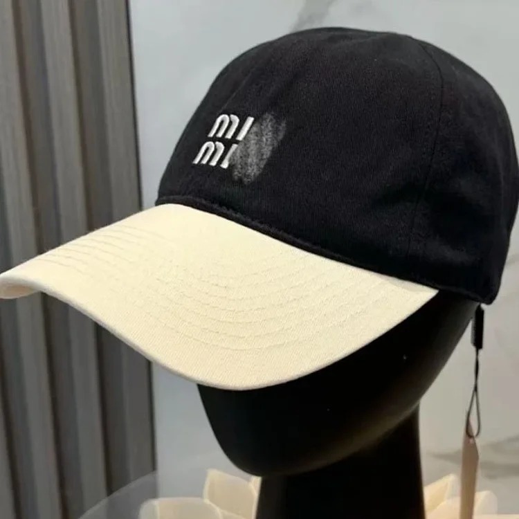 2026 New Baseball Cap Women's Summer Korean Versatile Face-Showing Small Peaked Cap Casual Sports Sunshade Hat Trendy