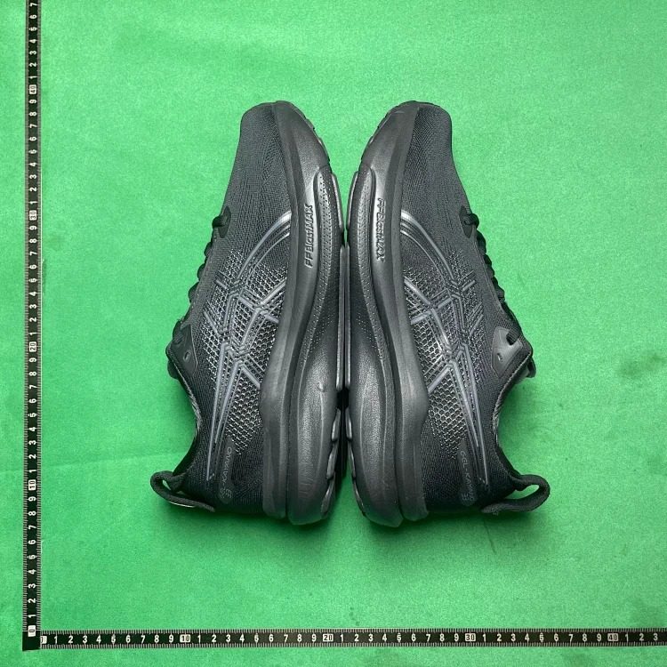 Comfort fit, breathable, supportive and resilient running shoes B4D image 6