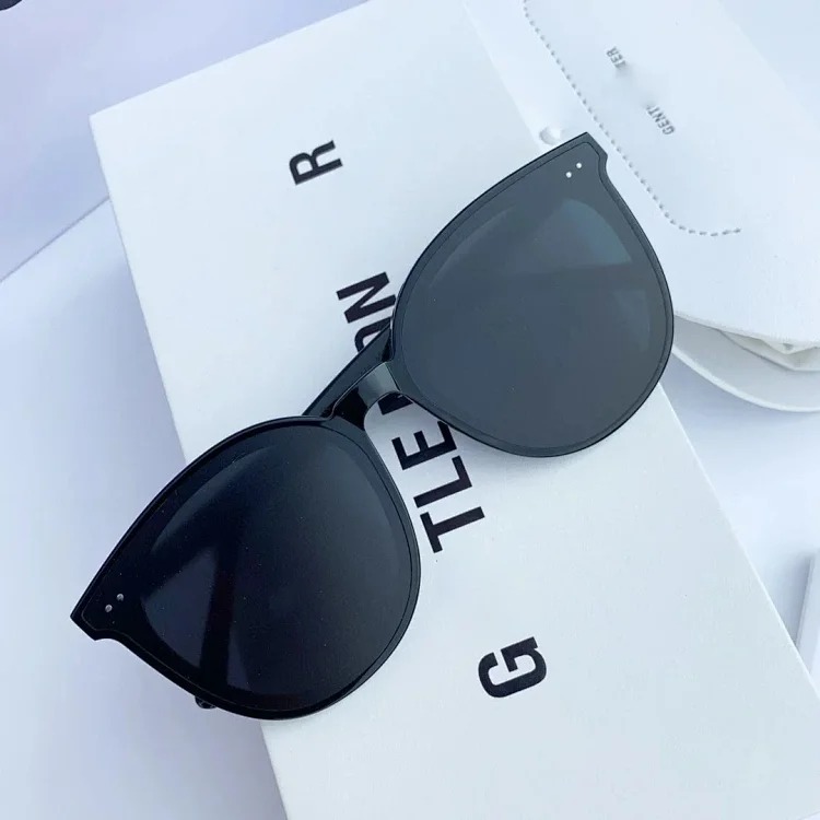 Gentle Monster cat-eye sunglasses