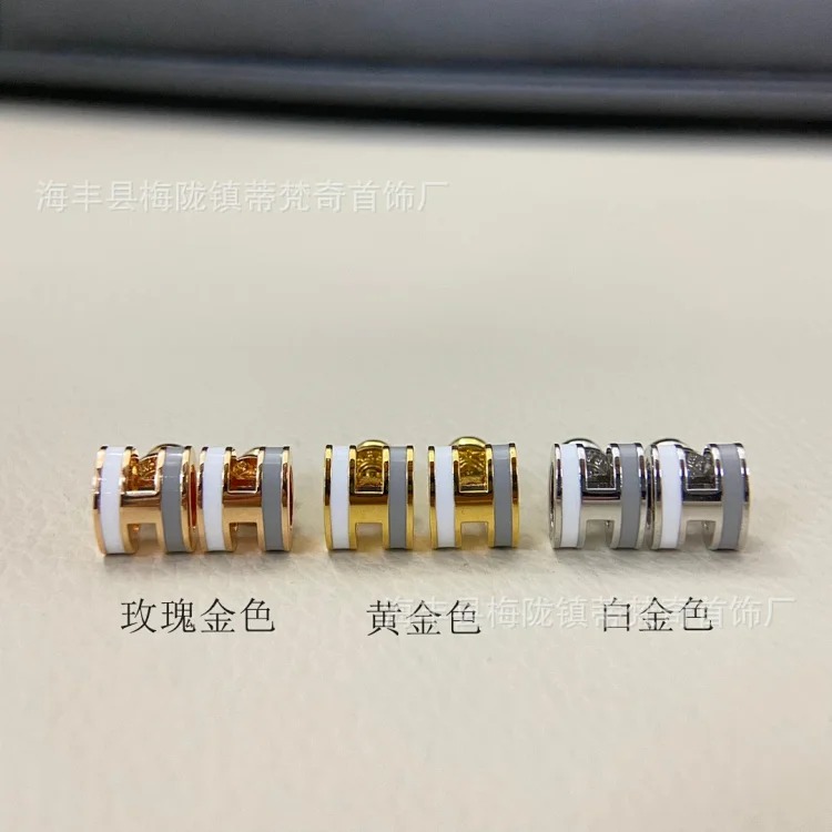High of the new Aijia H letter enamel glaze earrings thick rose gold plated 18k gold earrings milk tea color earrings for women