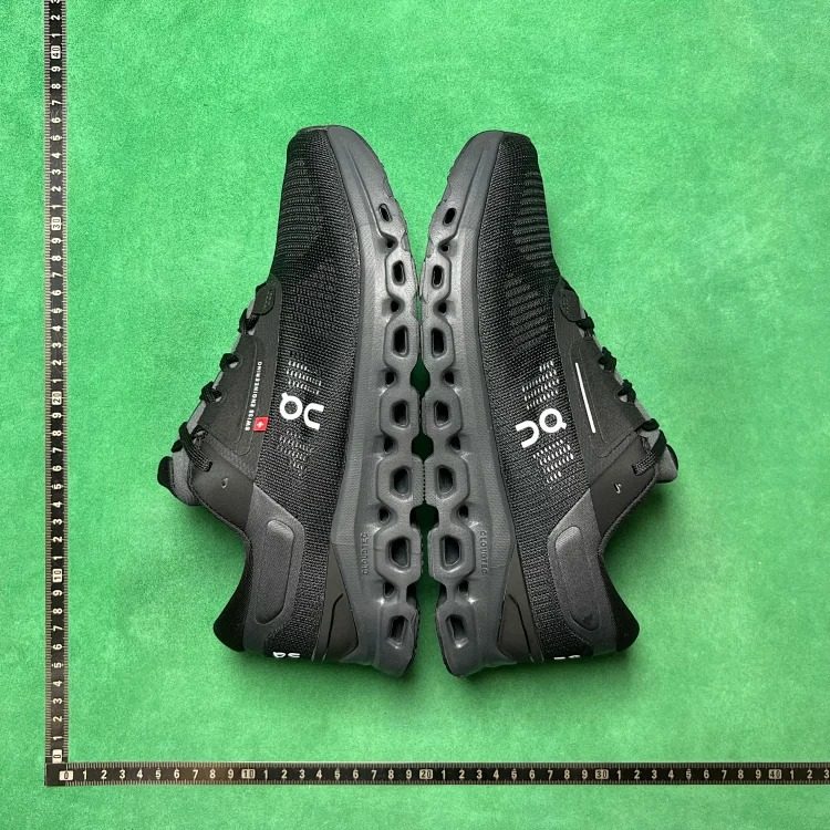 B3D versatile and comfortable running shoes
