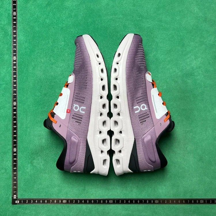 B3D versatile and comfortable running shoes