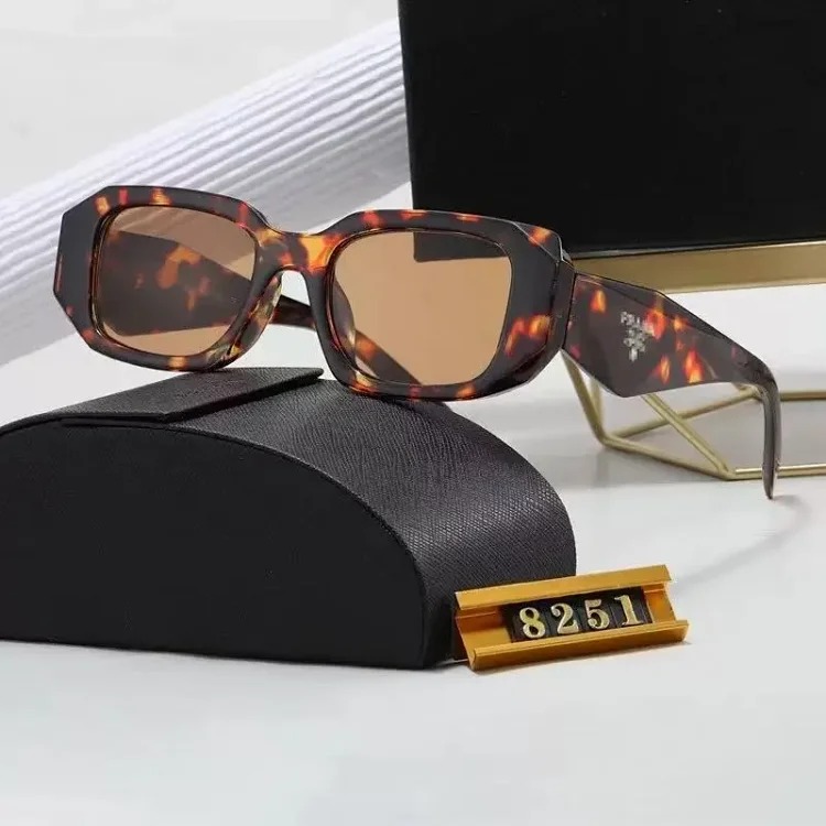 Cat-eye sunglasses with a retro and sophisticated feel