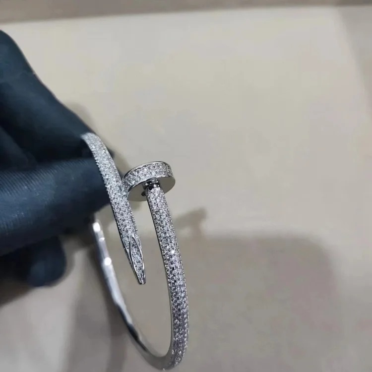 Cross-border hot style high thick gold electroplated nail full diamond bracelet Xiaohongshu live broadcast with the same style bracelet for stars