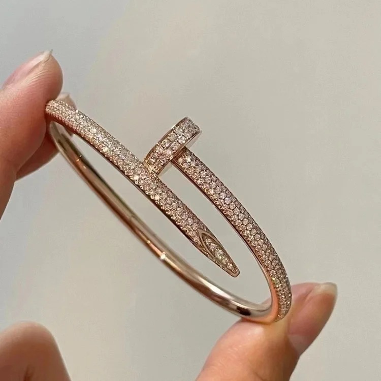 Cross-border hot style high thick gold electroplated nail full diamond bracelet Xiaohongshu live broadcast with the same style bracelet for stars