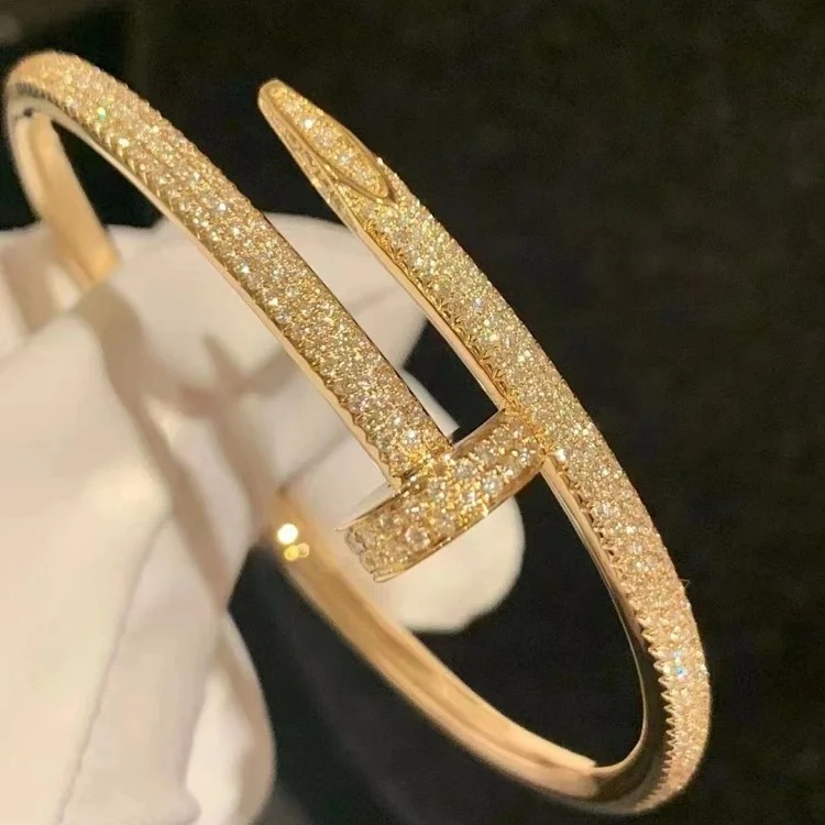 Cross-border hot style high thick gold electroplated nail full diamond bracelet Xiaohongshu live broadcast with the same style bracelet for stars