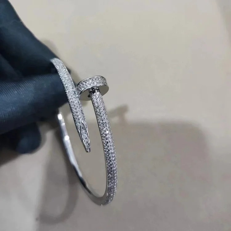 Cross-border hot style high thick gold electroplated nail full diamond bracelet Xiaohongshu live broadcast with the same style bracelet for stars