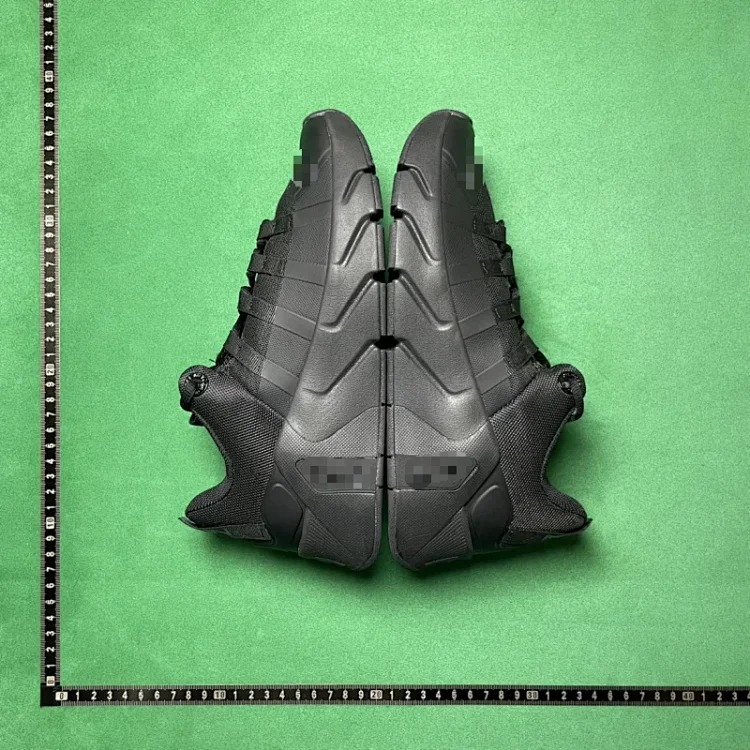 Comfortable, soft, breathable and supportive training shoes B0D