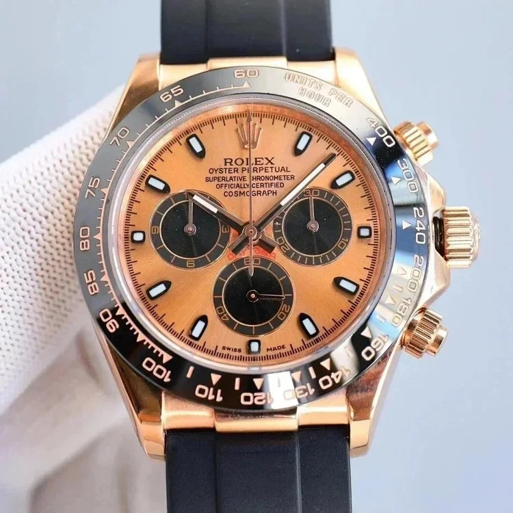 WAT2 fashion watch