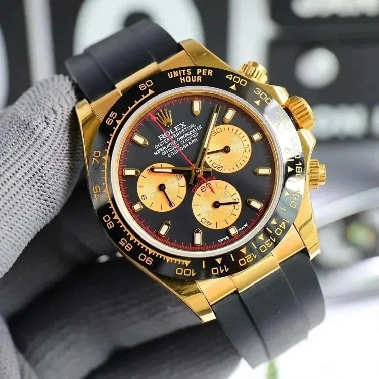 WAT2 fashion watch image 4
